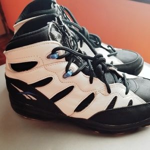 REEBOK basketball SHOES